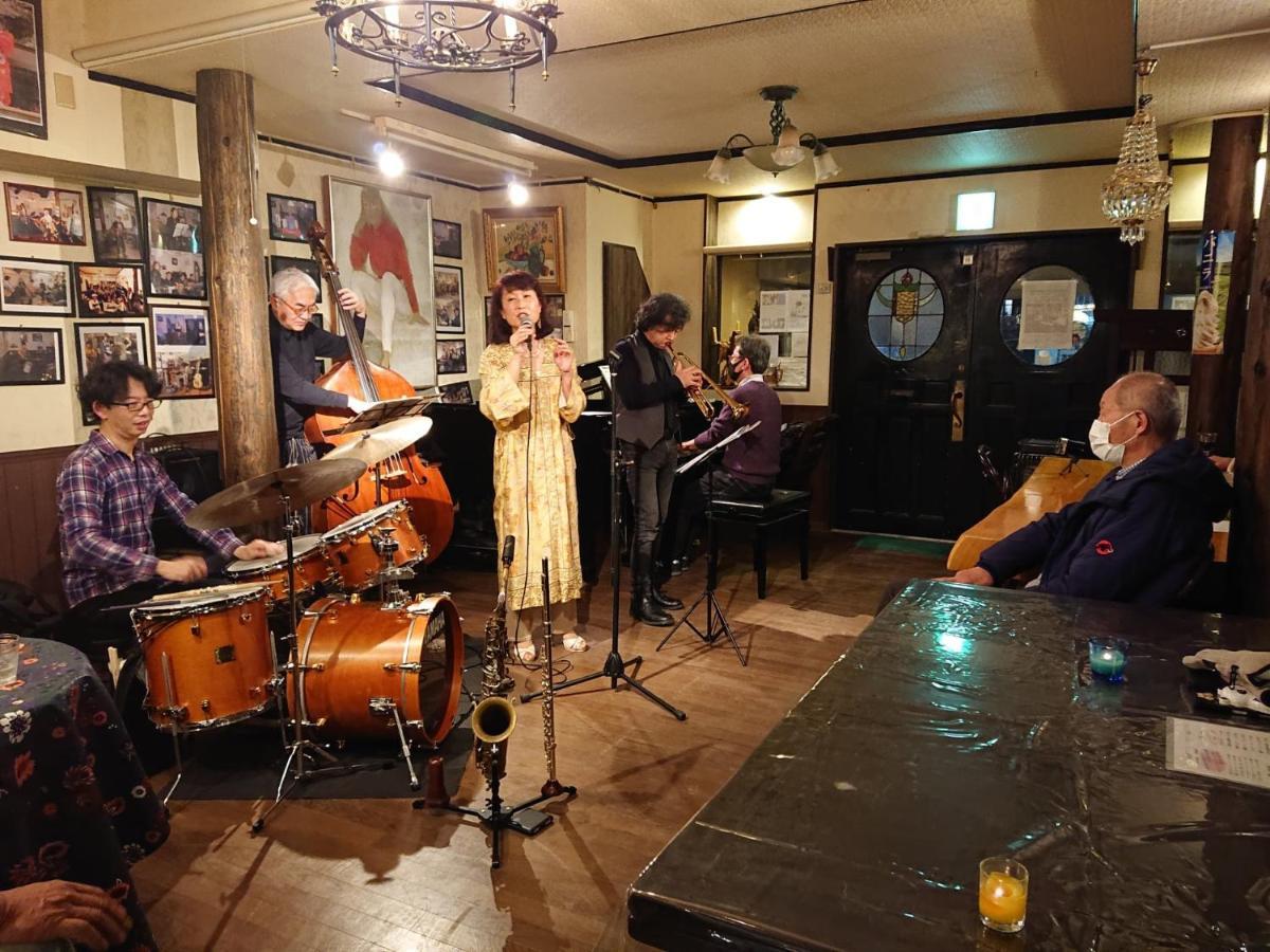 Live Cafe Hisui No Umi 호텔 이토이가와 외부 사진